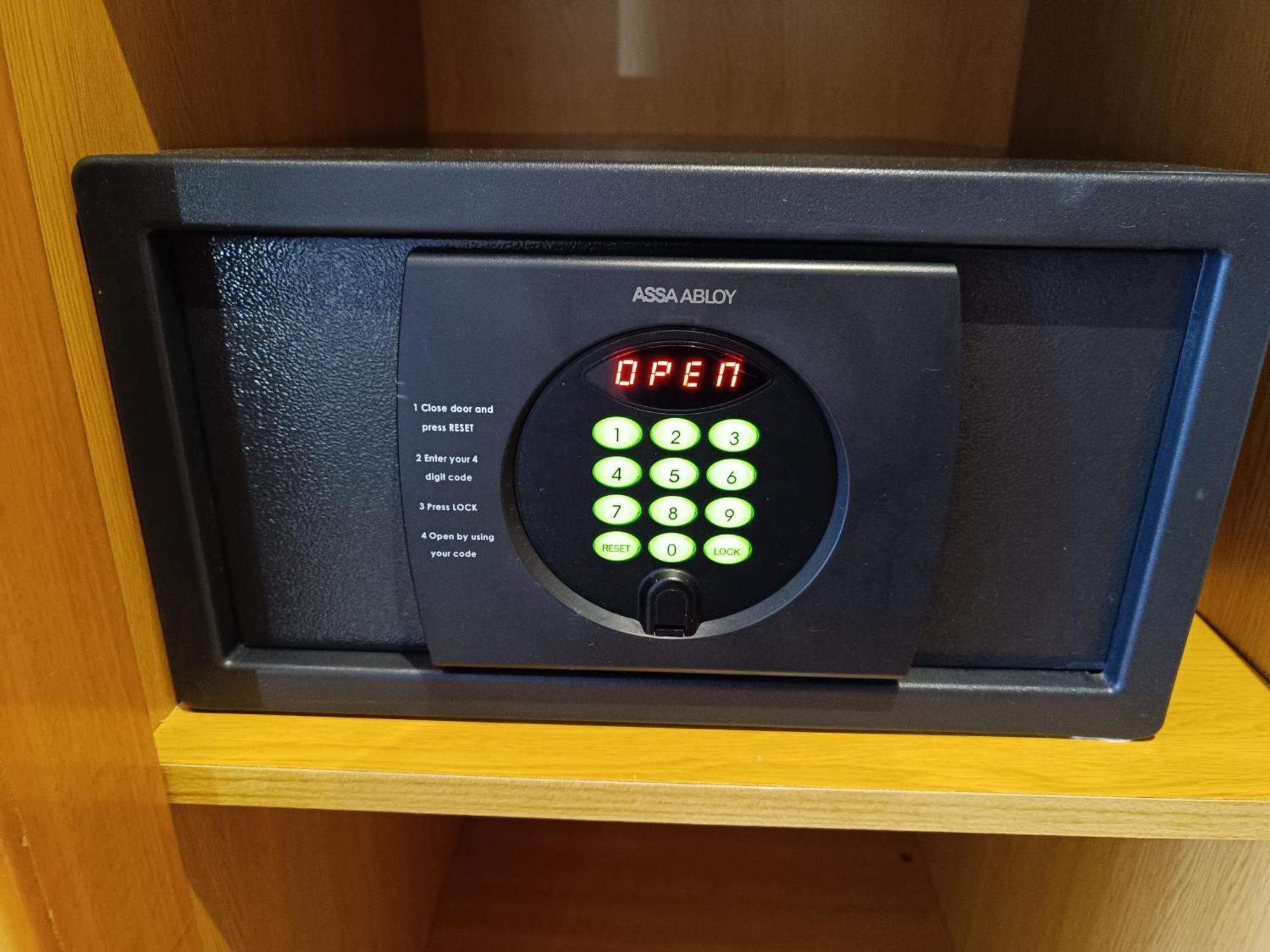 阿利坎特门德斯努涅斯旅馆酒店 外观 照片